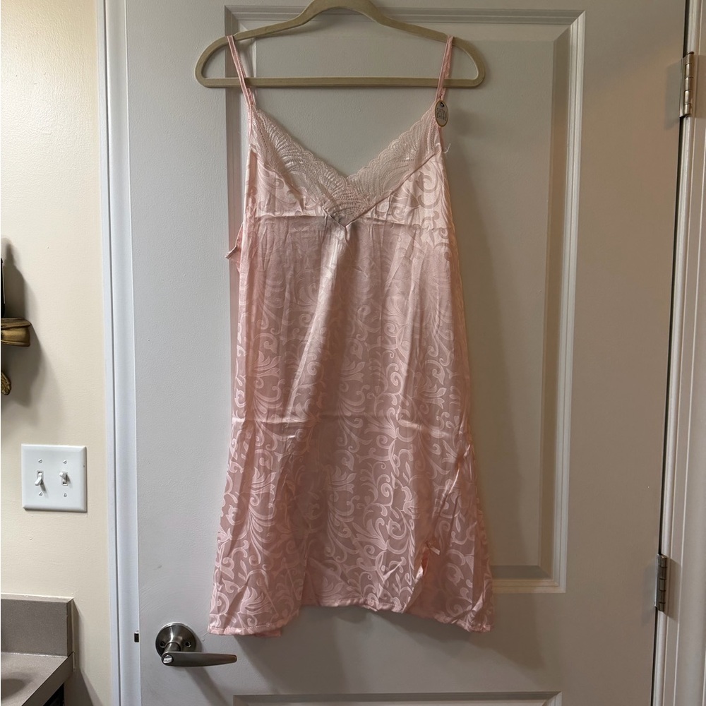 RACHEL Rachel Roy Pink Lace Chemise
